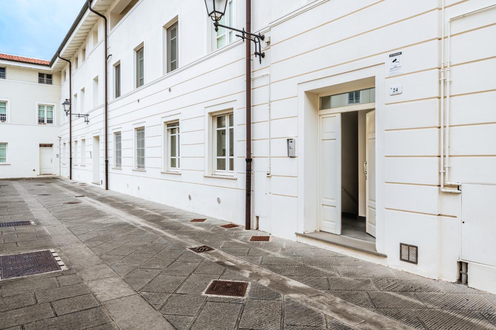 Roped San Martino Garden Apartment Pisa Bagian luar foto
